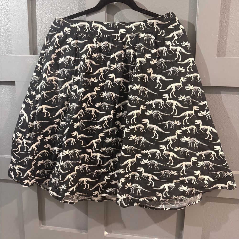 Dinosaur Print Black and White Skirt